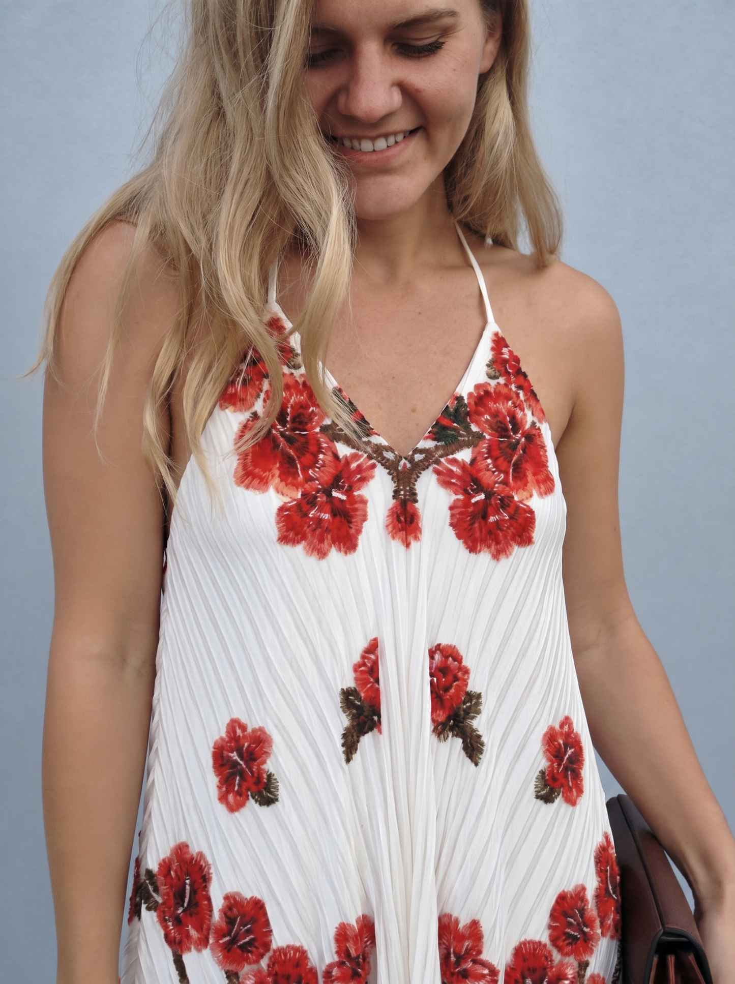 Halterneck Backless Dress “Scarlet Poetry”
